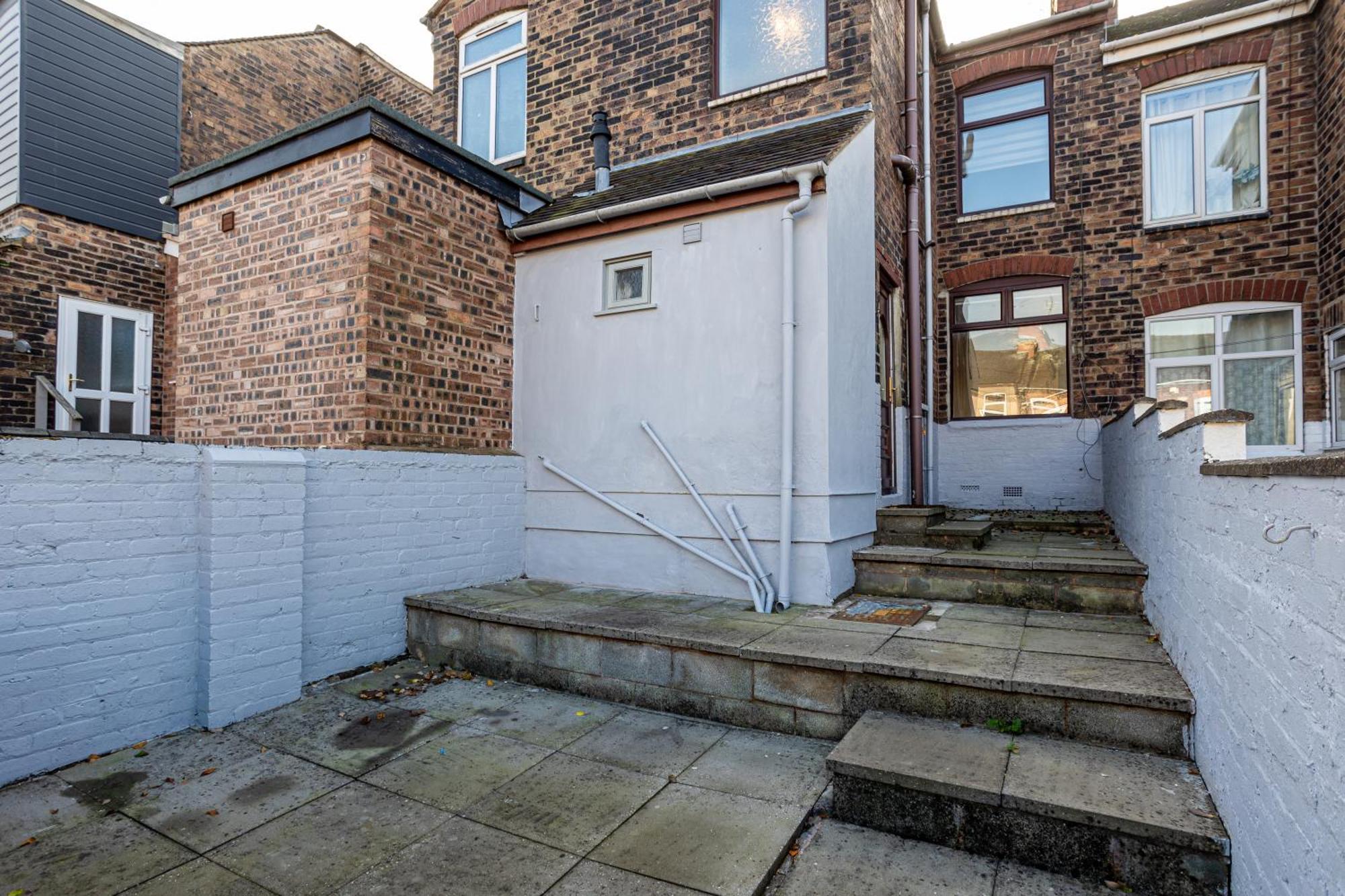 Coronation House By Yourstays - 3 Bedroom House In Newcastle-Under-Lyme Stoke-on-Trent Kültér fotó